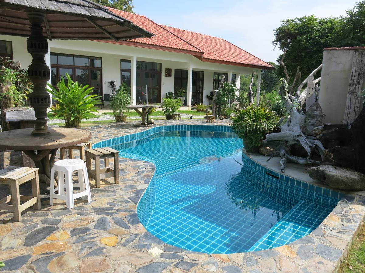 Tree Roots Retreat Hotel Rayong Exterior foto