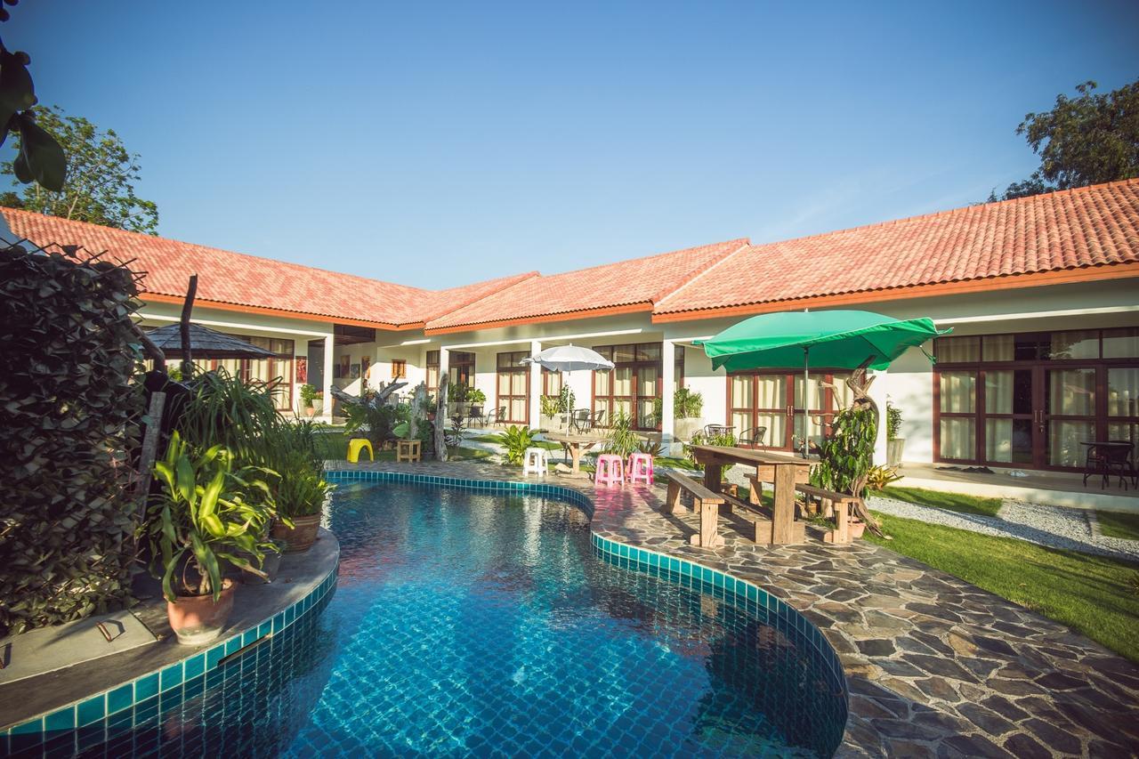 Tree Roots Retreat Hotel Rayong Exterior foto