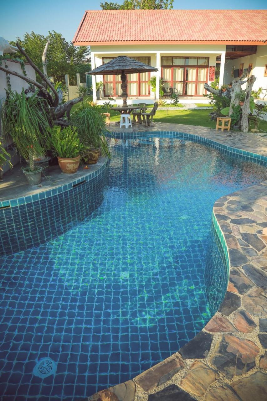 Tree Roots Retreat Hotel Rayong Exterior foto